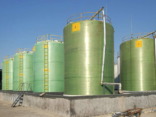 <b>玻璃鋼儲(chǔ)罐</b>